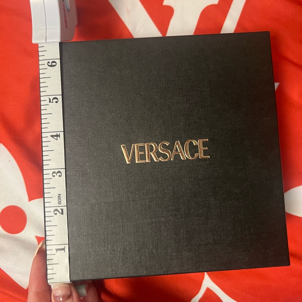 VERSACE Box - Picture 3 of 5